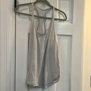 Lululemon Athletica Gray Sleeveless Tank Top